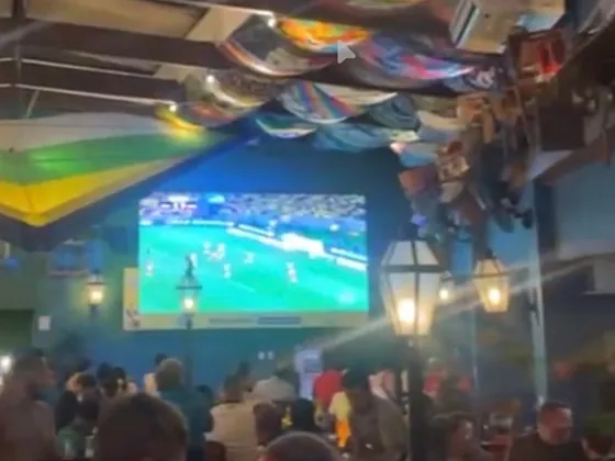 Telão de LED instalado no Boa Praça Ipanema