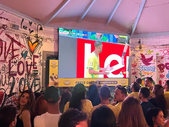 Telão de LED instalado no O Quintal